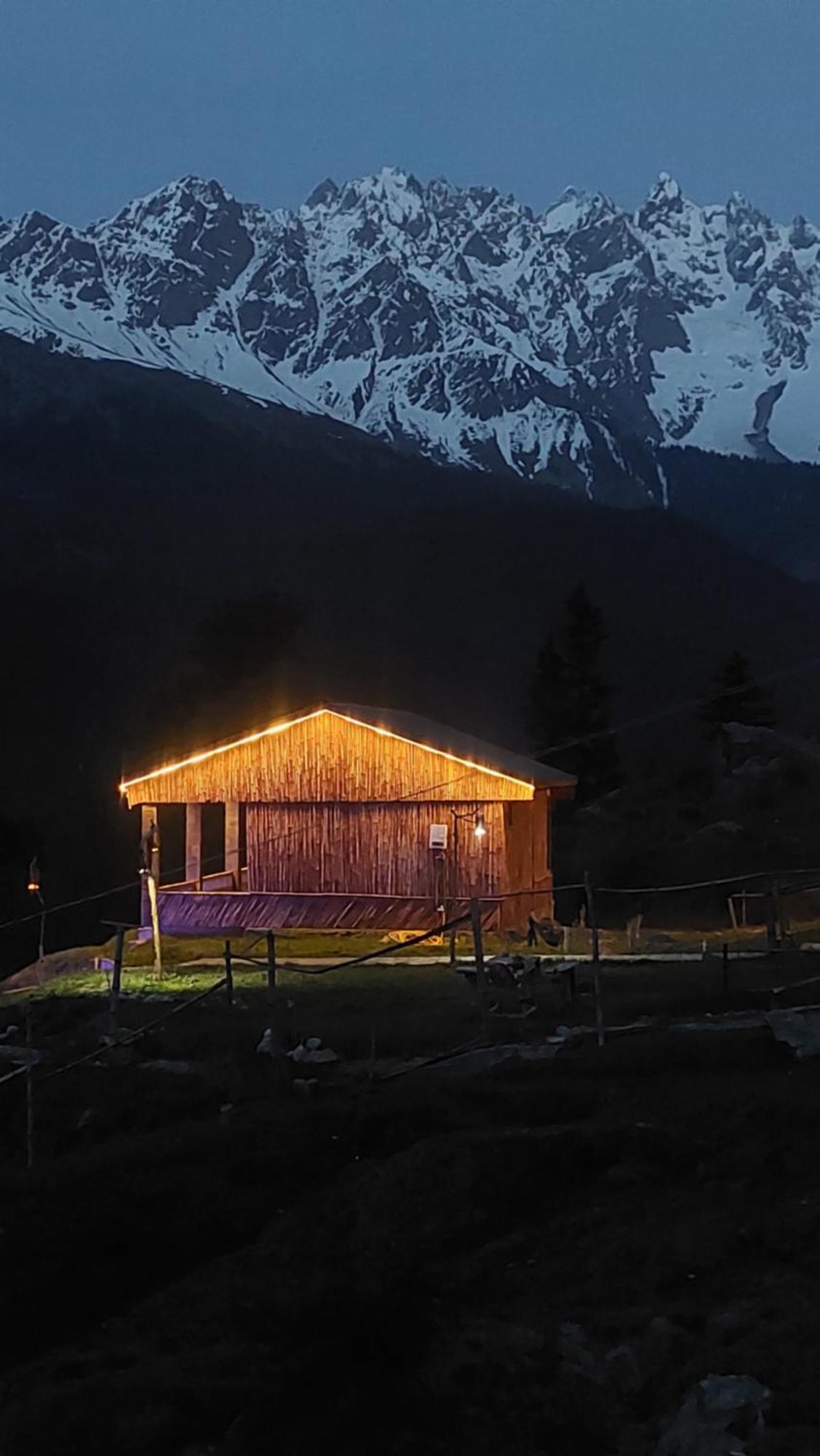 Khana Badosh Resort Kalam Dış mekan fotoğraf
